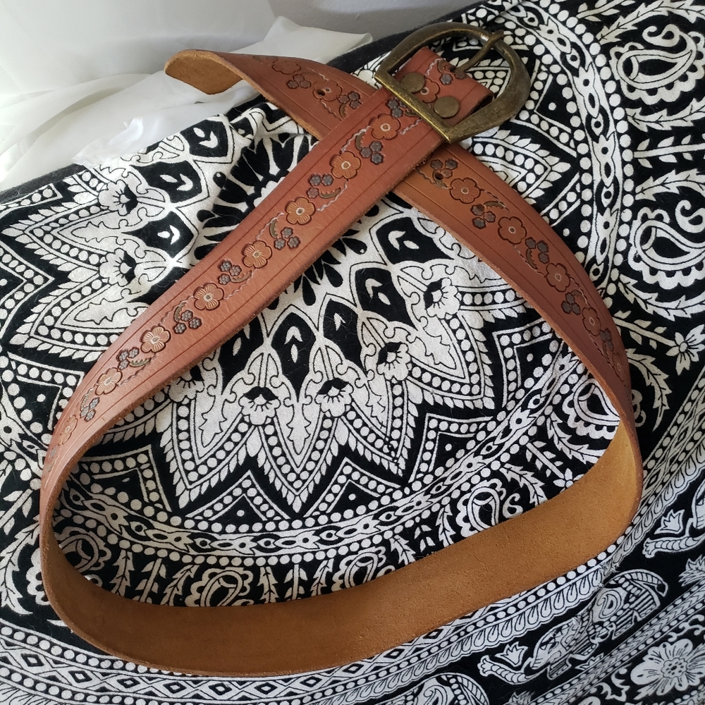 Hollister MD Leather Belt